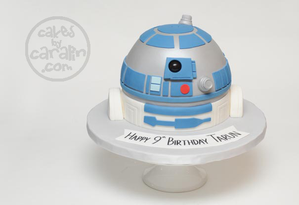 r2d2 cakes